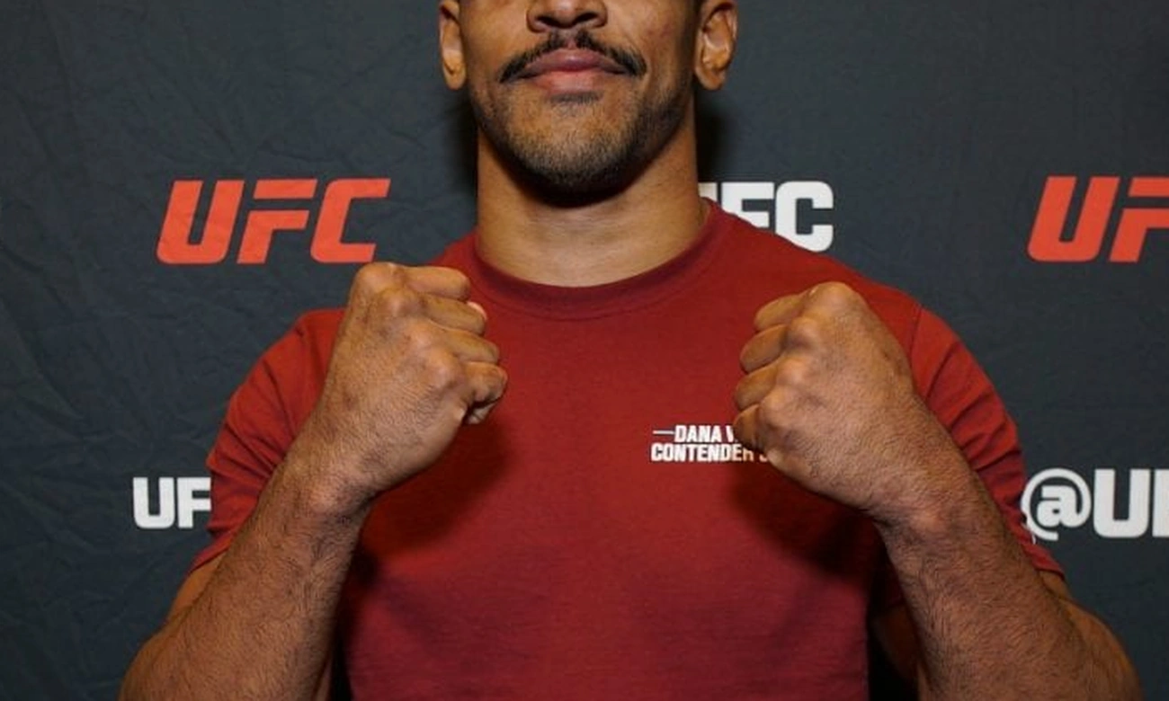 Luis Felipe Dias nocauteia rival coreano agora no UFC China com 18 vitórias