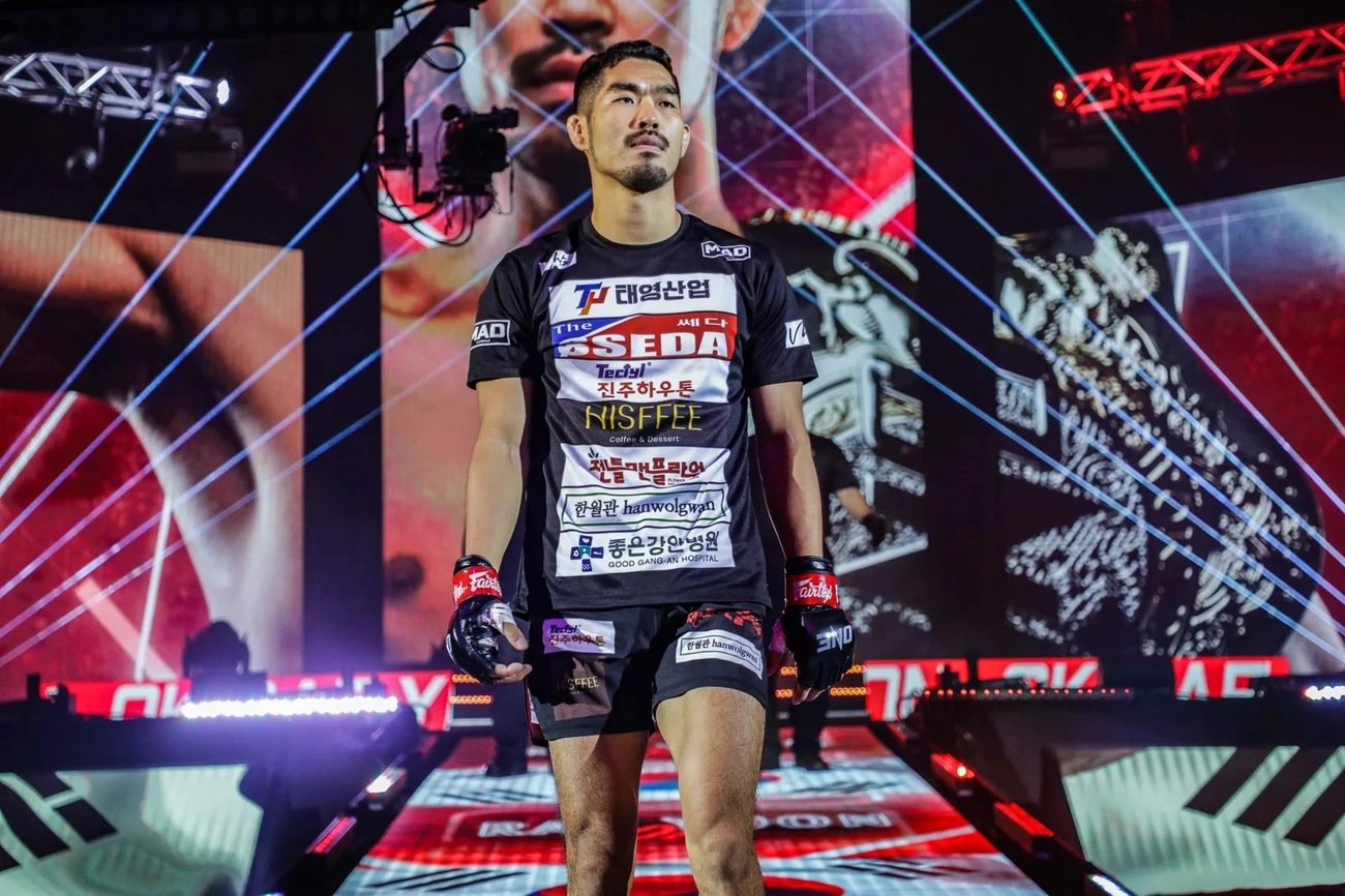 OK Rae Yoon busca reconquista do título agora no ONE Fight Night 44