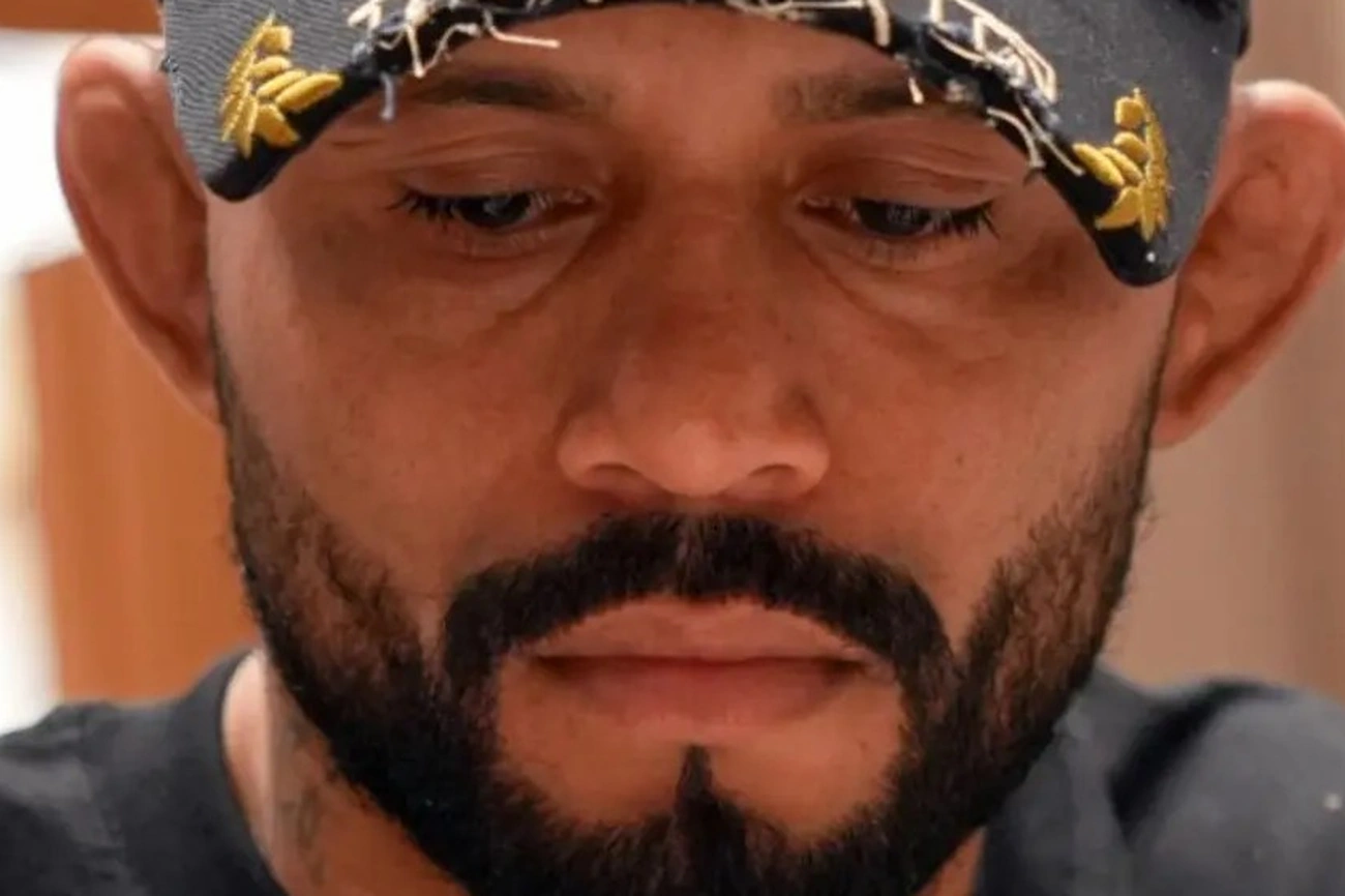 Deiveson Figueiredo luta pela sobrevivência no UFC Macau hoje contra Song Yadong
