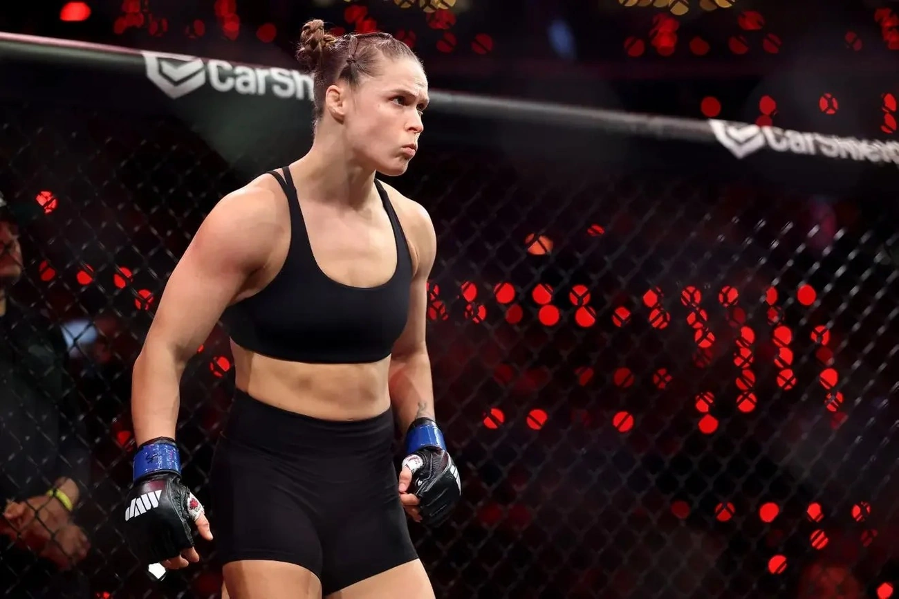 Ronda Rousey Rompe Recordes com Vitória em 17 segundos e Ganha R$ 650 mil por Segundo no MMA Netflix
