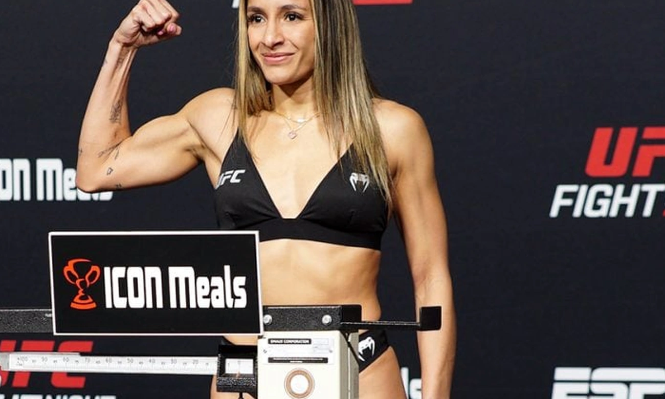 Jaqueline Amorim finaliza rival no 1º round em Macau